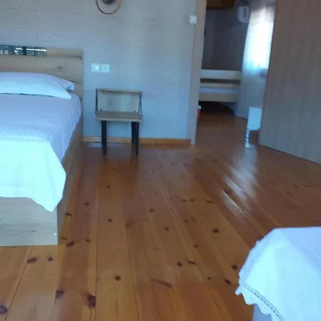 Dom wakacyjny House Draganis