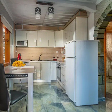 House Draganis