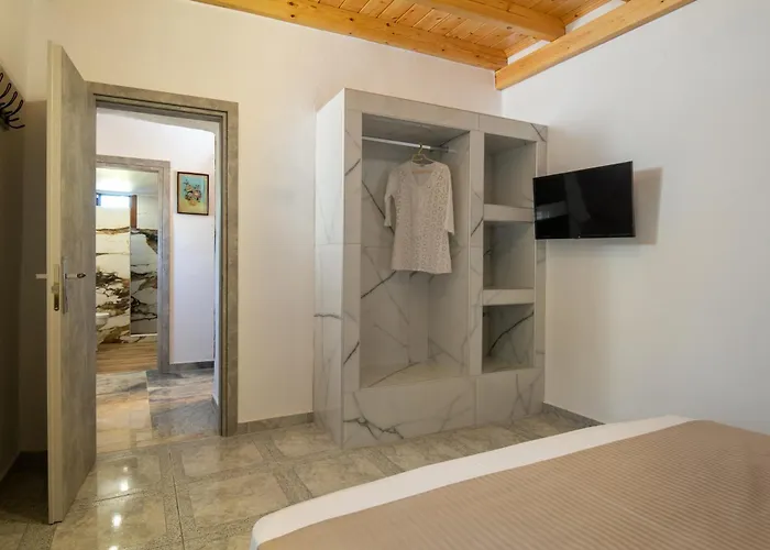 House Draganis *